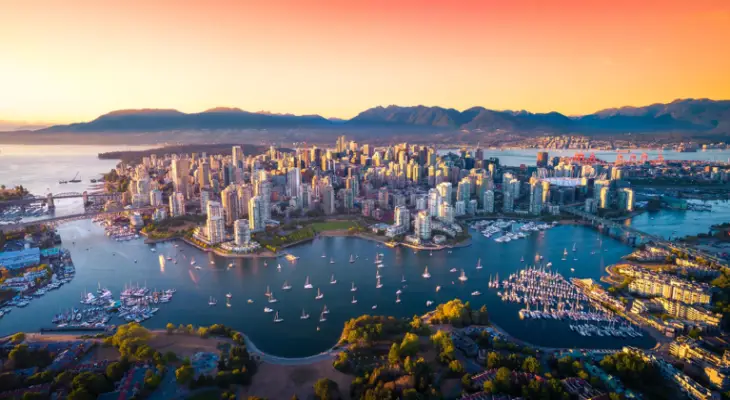 Les bâtiments de Midtown Toronto parient gros sur les rénovations d'aménagements alors que la concurrence s'intensifie.
