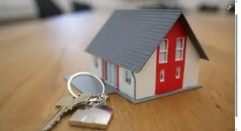 Fixed Mortgage Rates Slip Below 4% as Bank of Canada Holds Steady