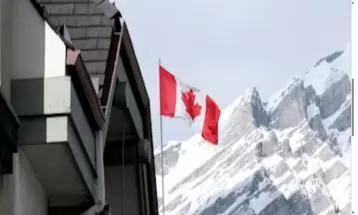 Une famille néo-zélandaise a échangé la vie en ville pour les Rocheuses canadiennes. Voici pourquoi